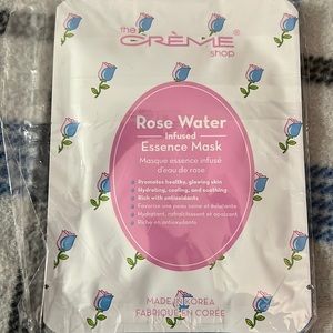 💋4 for $10💋 The Crème Shop mask pack